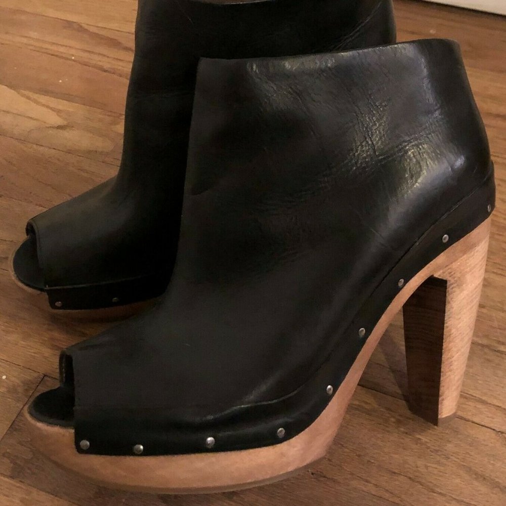 Marni Blk Upholstered Leather/Wood Peep Toe Clog